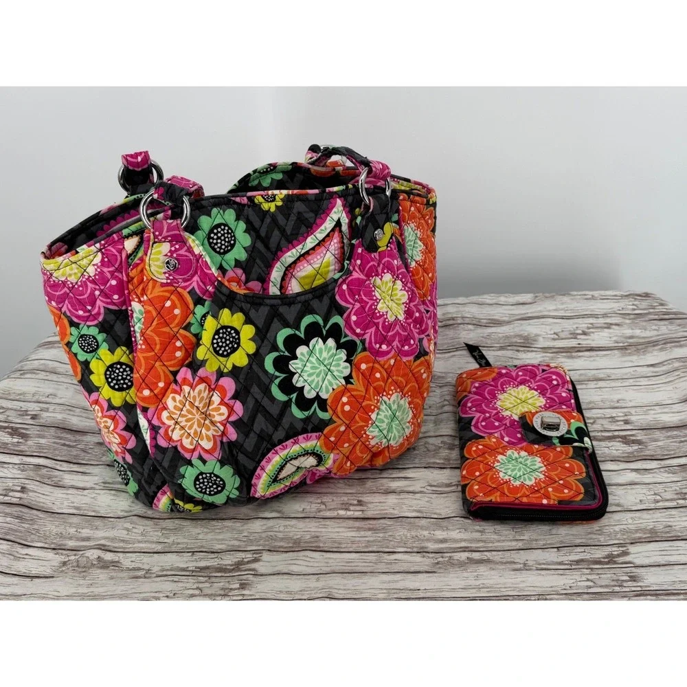 Vera Bradley Retired Ziggy Zinnia Pattern Purse & Turnlock Matching Wallet Set